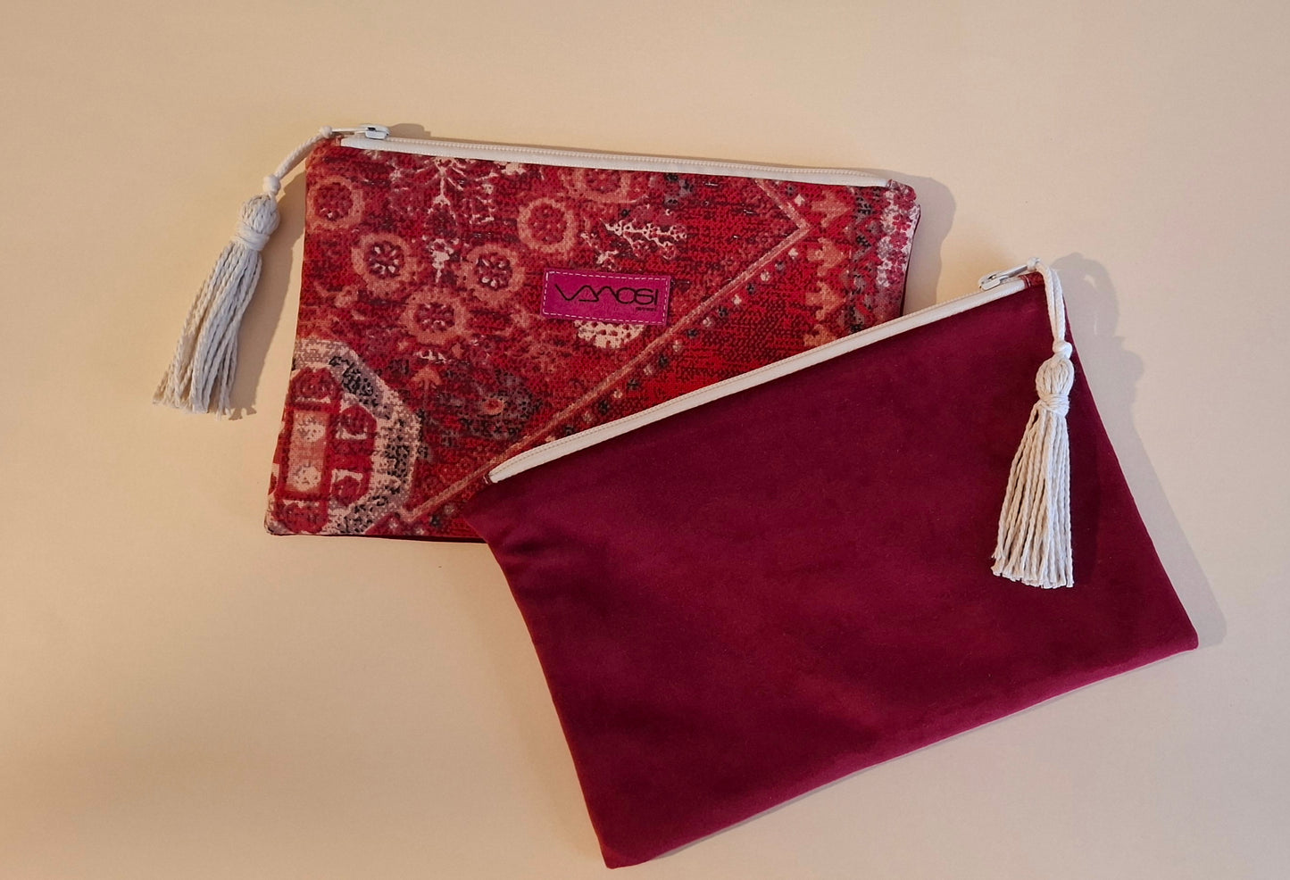 -Régi dal- clutch