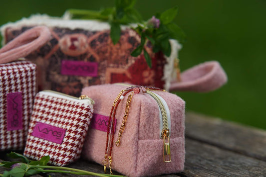 -Mama szobája-nagy pipere