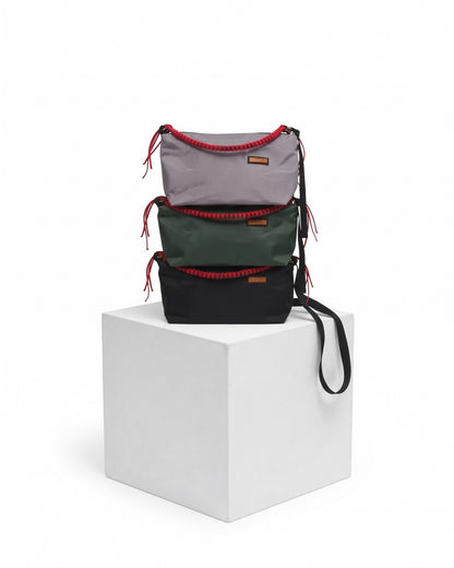 FLOW/ FEKETE shoulder bag