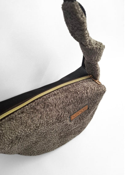 CURVE crossbody