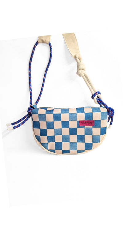 Korábbi crossbody-kockás